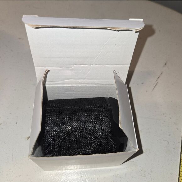 NWT T&G Black and Orange Portable Bluetooth Speaker - Picture 4 of 4